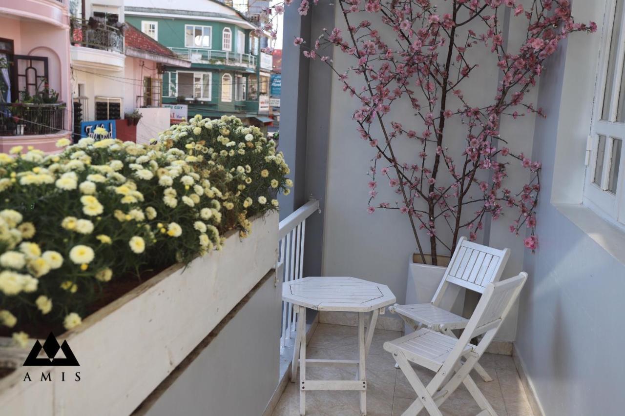 Amis Hotel Да Лат Екстериор снимка