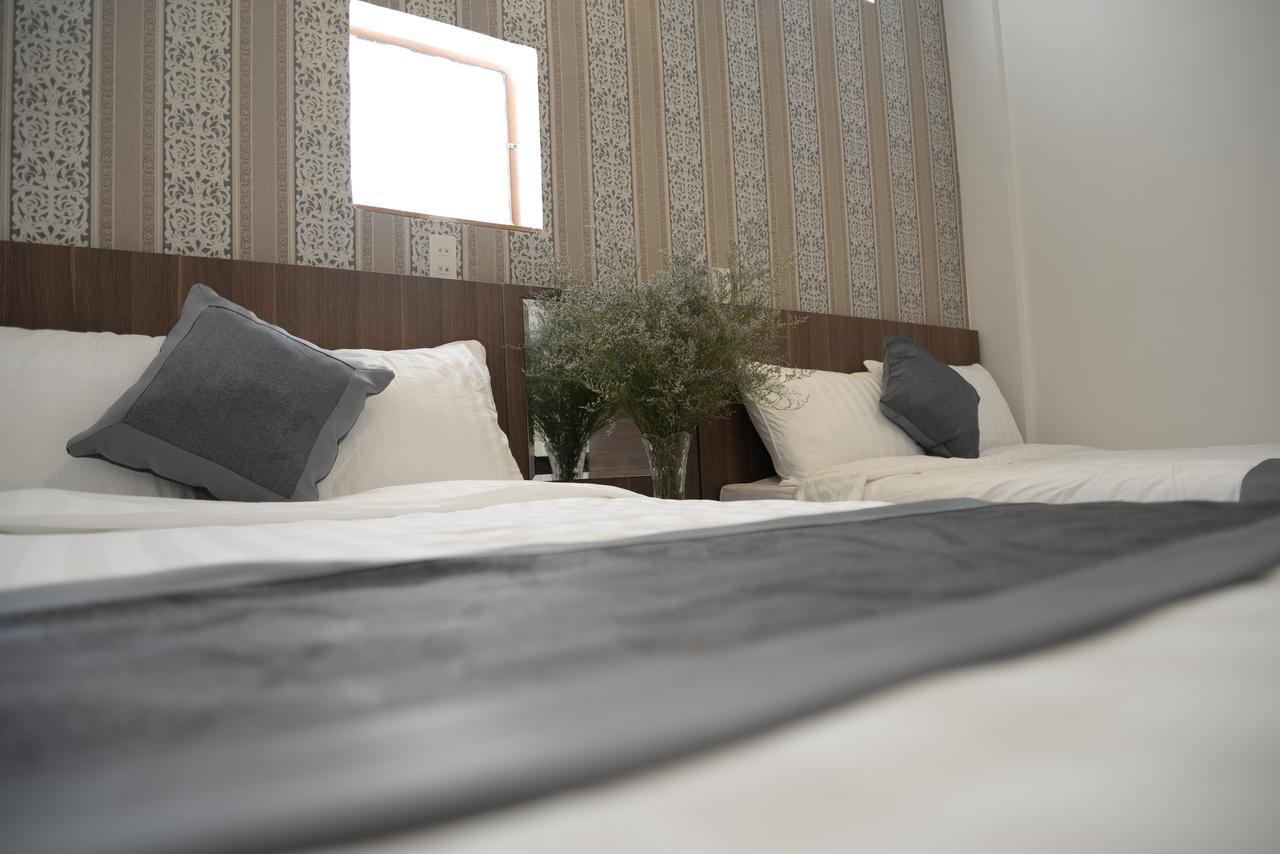 Amis Hotel Да Лат Екстериор снимка